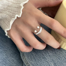 Load image into Gallery viewer, Creative Smile Ring