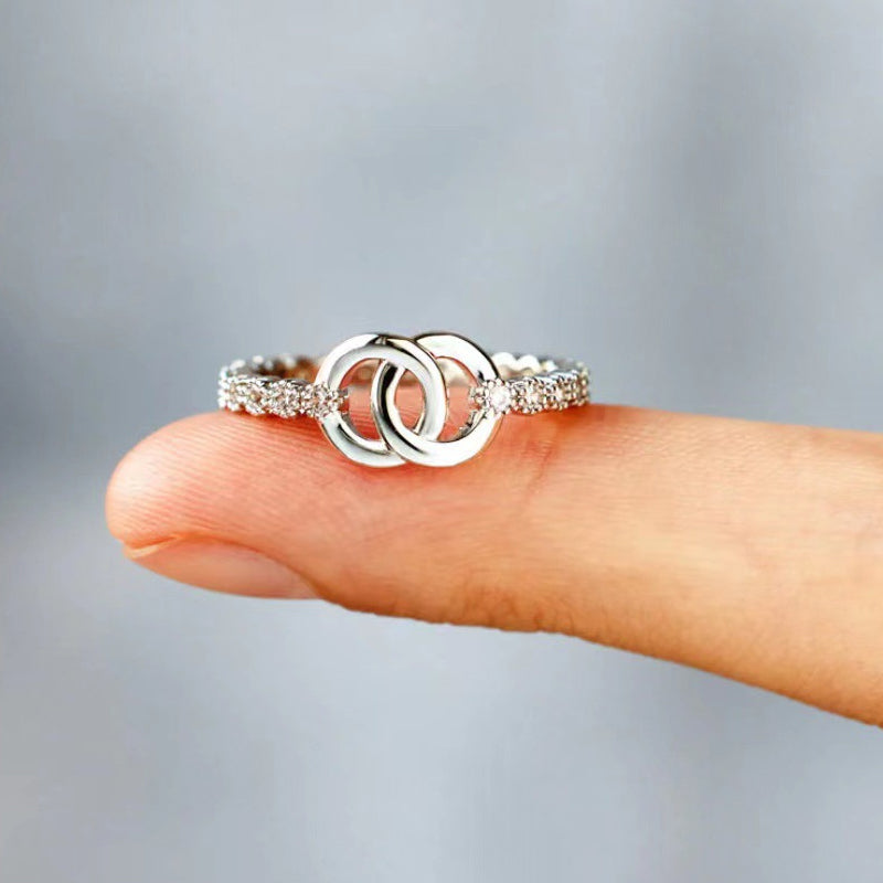 Forever Linked Interlocking Ring – flownwing
