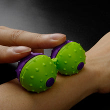 Load image into Gallery viewer, Finger Spin Massage Ball Toy