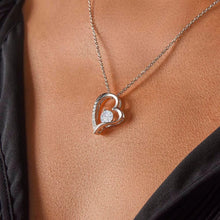 Load image into Gallery viewer, Heart Inlaid Zircon Necklace