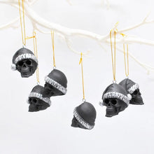 Load image into Gallery viewer, Santa Skull Bauble