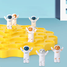 Load image into Gallery viewer, Balance Astronaut Board Game
