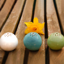 Load image into Gallery viewer, Resin Handmade Vase Flower Stone Table Decor