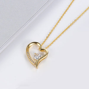 Heart Inlaid Zircon Necklace